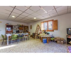 PARCELA CON VIVIENDA UNIFAMILIAR EN REBOLLEDO