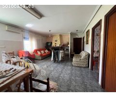 CHALET EN VENTA DE 7D CON PARCELA EN PRODUCCION