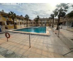 SE VENDE BUNGALOW 2 DOMITORIOS  URBANIZACION PINOMAR