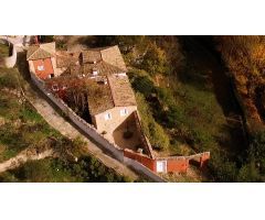 FINCA URBANA EN EL CENTRO DEL PUEBLO DE TORREMANZANAS.