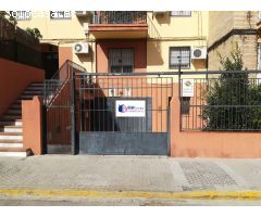 Garaje en Alquiler en Los Sevillanos, Sevilla