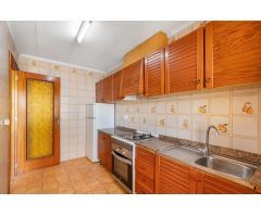 Oportunidad con vistas al mar de 3 dormitorios 2 baños y piscina