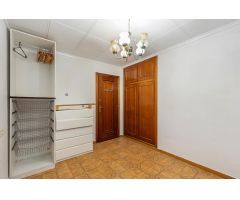 Oportunidad con vistas al mar de 3 dormitorios 2 baños y piscina