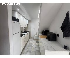 ¡Vistas al Mar y Comodidad en Torreblanca! Ático Dúplex de 3 Habitaciones + 1  baño