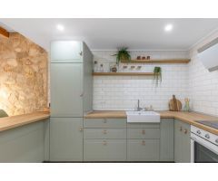 Casa reformada en el corazón de Torrevieja con orientación sur y a solo 650 metros del mar