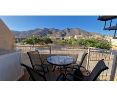 Apartamento de 2 dormitorios con vista al mar.