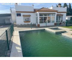 Villa galera con piscina privada