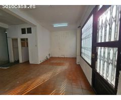 Se Vende Local Comercial a Reformar en La Sagrada Familia