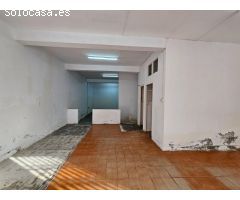 Se Vende Local Comercial a Reformar en La Sagrada Familia