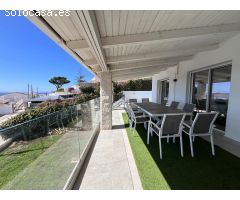 Espectacular villa recientemente renovada con piscina y apartamento separado en la planta baja.