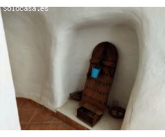 Casa cueva con terreno en Los Colorados, Puerto Lumbreras-Murcia