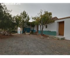 Casa con terreno en Puerto Lumbreras - Zona Cabezo de la Jara