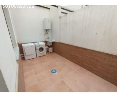 Piso de planta baja con patio y garaje junto al centro de Puerto Lumbreras