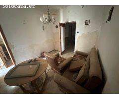 CASA CON PATIO PARA REFORMAR JUNTO AL CENTRO DE PUERTO LUMBRERAS
