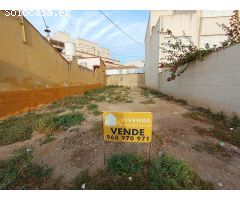SOLAR URBANO CON PROYECTO PARA 5 VIVIENDAS