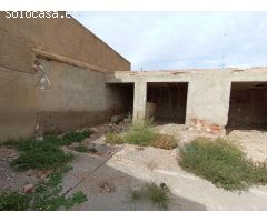 SOLAR CON PROYECTO PARA CHALET DE LUJO JUNTO AL CENTRO DE PUERTO LUMBRERAS