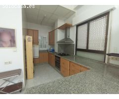 CASA DE PUEBLO TRIPLE EN PUERTO LUMBRERAS