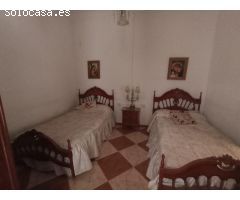 CASA DE PUEBLO CON PATIO Y TERRAZA EN EL CENTRO DE PUERTO LUMBRERAS
