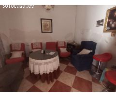 CASA DE PUEBLO CON PATIO Y TERRAZA EN EL CENTRO DE PUERTO LUMBRERAS