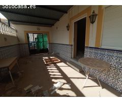 CASA CON PATIO EN PLENO CENTRO DE PUERTO LUMBRERAS