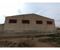 NAVE CON TERRENO JUNTO A PUERTO LUMBRERAS
