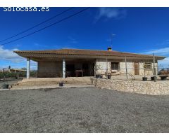 CHALET DE LUJO PARA REFORMAR JUNTO A LA ESTACIÓN DE PTO. LUMBRERAS