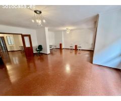 PISO DE GRANDES DIMENSIONES