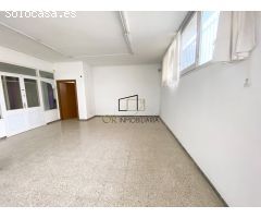 Local comercial en Santa Margarida i Els Monjos