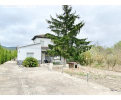 Casa en Querol con piscina