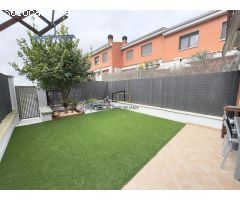 Preciosa casa en La Ràpita con jardín, garaje y piscina comunitaria