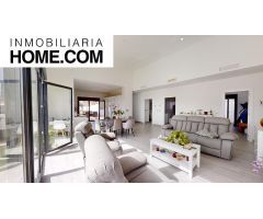 Chalet en Venta en Alhaurín de la Torre, Málaga