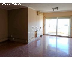 Impresionante piso en venta en la zona de En Corts  - Valencia