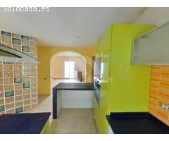 Amplia Vivienda en Ontinyent, Valencia - Oportunidad Inmobiliaria