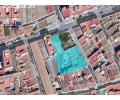 Terreno urbano en venta en Calle Manises, Torrent (Valencia)