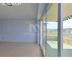 Vivienda Con Balcón Y Mucha Luz A Un Paso De La Universidad y La Playa De Gandía