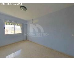 Vivienda Con Balcón Y Mucha Luz A Un Paso De La Universidad y La Playa De Gandía