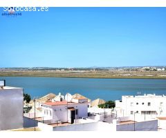 Magnifica casa en la villa con vistas al rio Guadiana.