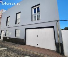 Impresionante casa moderna en el centro con dos fantásticas azoteas
