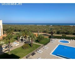 Fabuloso apartamento en primera línea de playa en Isla Canela