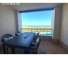 Fabuloso apartamento en primera línea de playa en Isla Canela