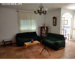 FINCA DE 2 HECTAREAS CON VIVIENDA, 3 DORMITORIOS, 2 BAÑOS, AGUA DE RED , LUZ, BUEN ACCESO Y VISTAS