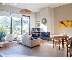 VILLA SEMINUEVA EN NUEVO PORTIL