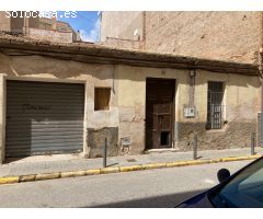 VENTA DE CASA PARA REFORMAR O SOLAR PARA EDIFICAR