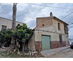 CASA DE PUEBLO EN LAS HEREDADES (ALMORADÍ)