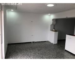 MAGNIFICA VIVIENDA DE 4 DORMITORIOS EN SECTOR QUINTO GRAN SALON, BALCON MUY LUMINOSA