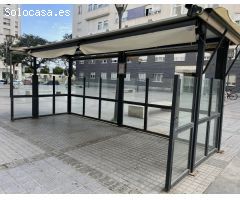 EN VENTA LOCAL COMERCIAL CON TERRAZA EN CADIZ