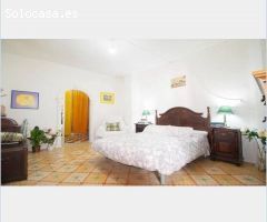 ¡Hermoso Chalet en Guadix!