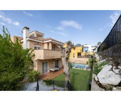 Chalet en Venta en La Zubia, Granada