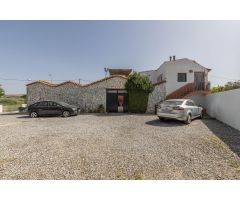 Espectacular casa en Guadix
