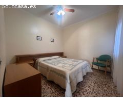 CASA EN EL CENTRO DE CAMARLES